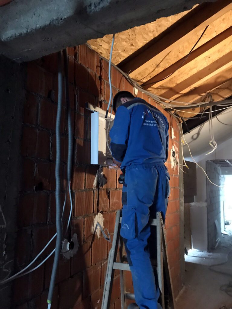 coce-doo-krusevac-kompletna-izrada-elektroinstalacija-slaba-jaka-struja-stambeni-objekat
