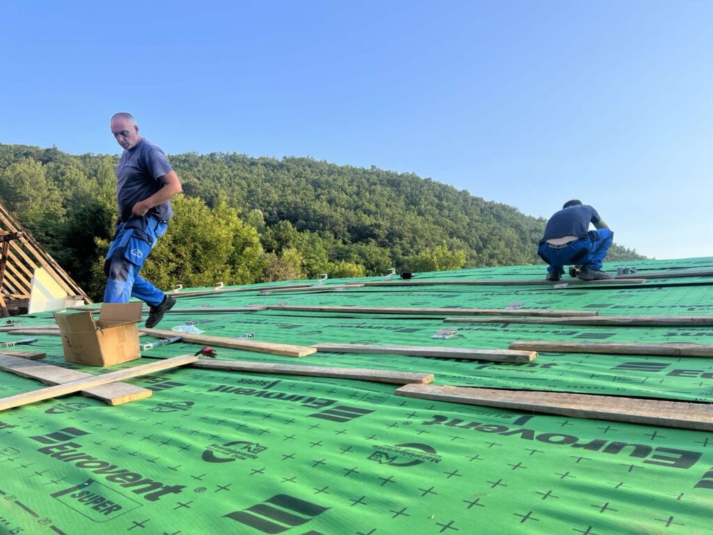 Ugradnja solarnih panela u sklopu industrijskih objekata